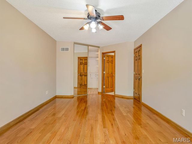 866 Meadowview Lane, Columbia, IL 62236