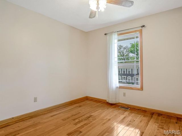 866 Meadowview Lane, Columbia, IL 62236