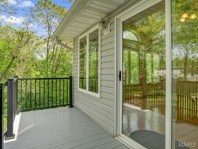866 Meadowview Lane, Columbia, IL 62236