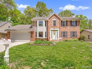 866 Meadowview Lane, Columbia, IL 62236