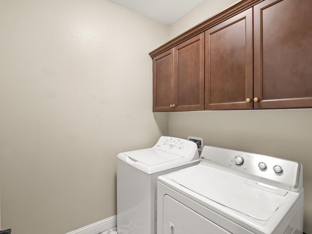 1719 N Whitmore Avenue, Clovis, CA 93619