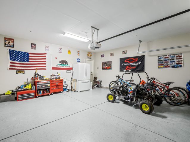 1719 N Whitmore Avenue, Clovis, CA 93619