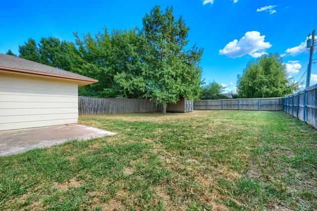 3135 Maple Avenue, Greenville, TX 75402