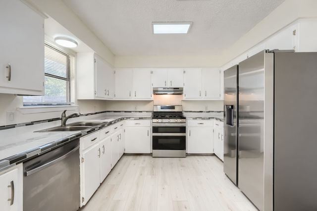3135 Maple Avenue, Greenville, TX 75402