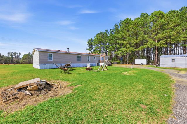 3778 Highway 66, Loris, SC 29569