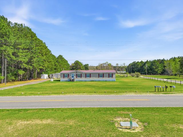 3778 Highway 66, Loris, SC 29569