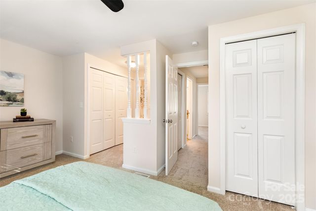 7324 Pebblestone Drive E, Charlotte, NC 28212