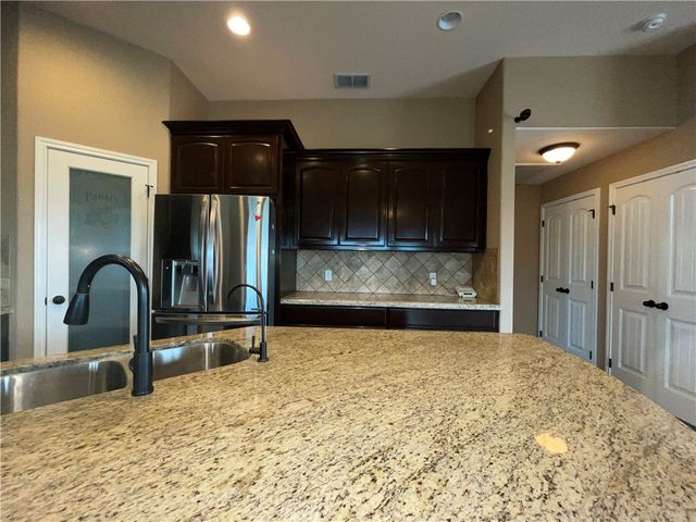 193 County Road 222, Orange Grove, TX 78372