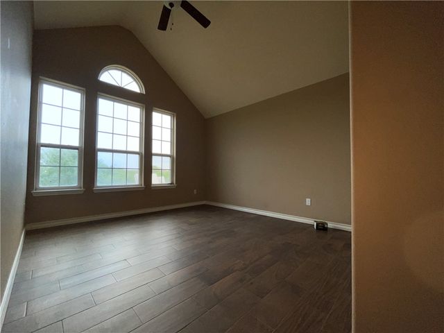193 County Road 222, Orange Grove, TX 78372