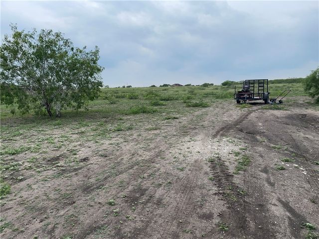 193 County Road 222, Orange Grove, TX 78372