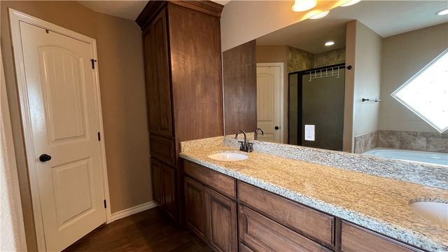 193 County Road 222, Orange Grove, TX 78372