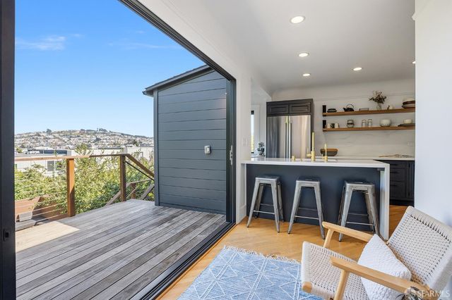 139 Brompton Avenue, San Francisco, CA 94131