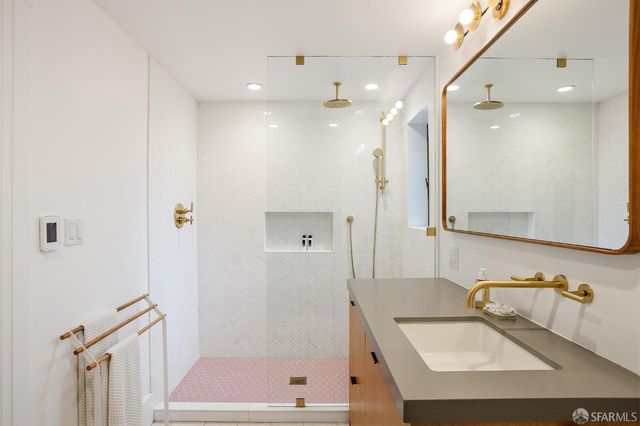 139 Brompton Avenue, San Francisco, CA 94131