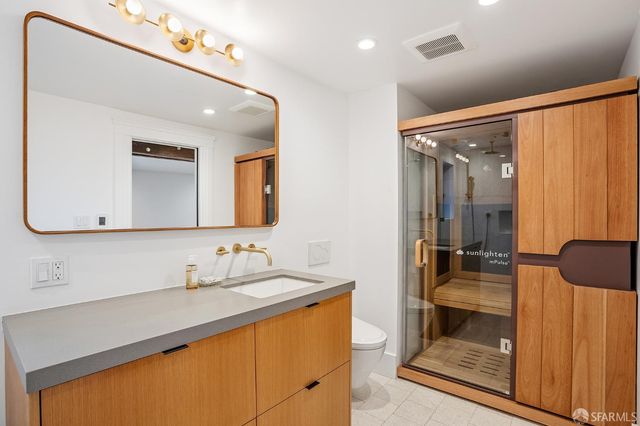 139 Brompton Avenue, San Francisco, CA 94131
