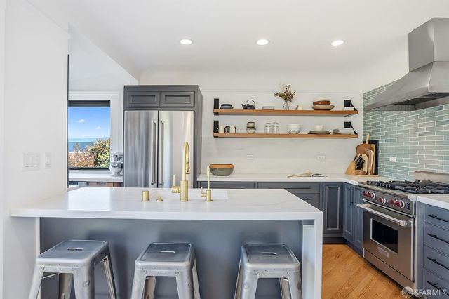 139 Brompton Avenue, San Francisco, CA 94131