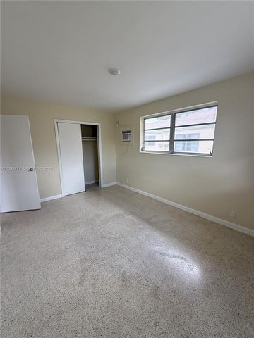 1725 NW 59th St 3, Miami, FL 33142