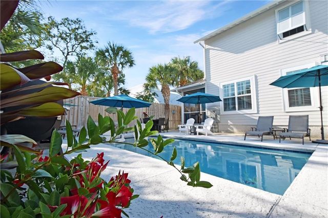 30 Admirals Cove, St. Simons Island, GA 31522