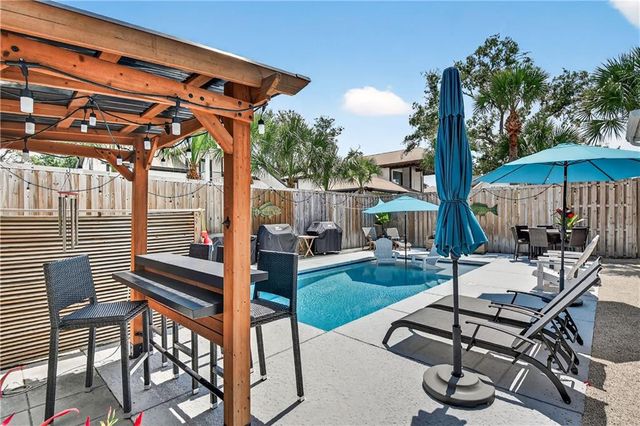 30 Admirals Cove, St. Simons Island, GA 31522