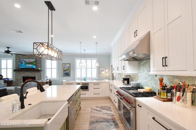 30 Admirals Cove, St. Simons Island, GA 31522