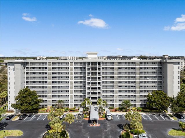 4015 W Palm Aire Dr 307, Pompano Beach, FL 33069