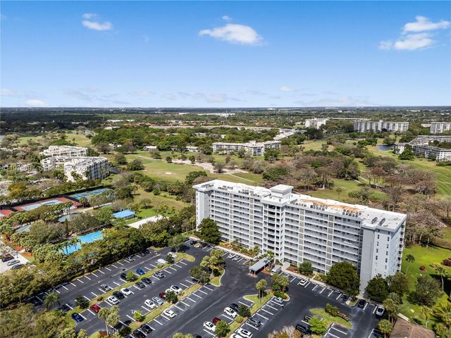 4015 W Palm Aire Dr 307, Pompano Beach, FL 33069