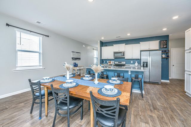 440 Blue Elderberry Run, Moncks Corner, SC 29461