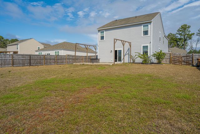 440 Blue Elderberry Run, Moncks Corner, SC 29461