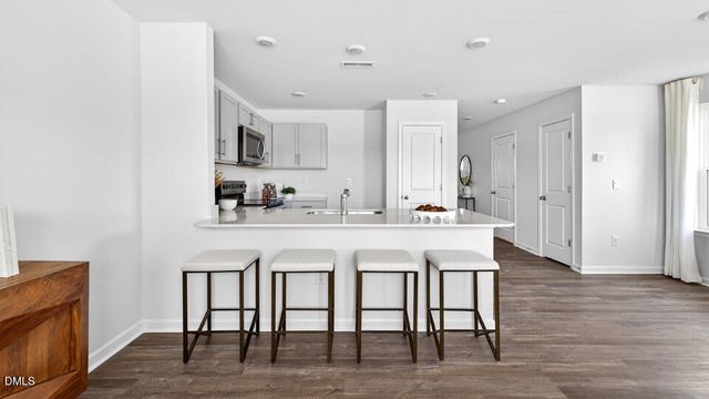 37 Rusling Leaf Drive, Fuquay Varina, NC 27526