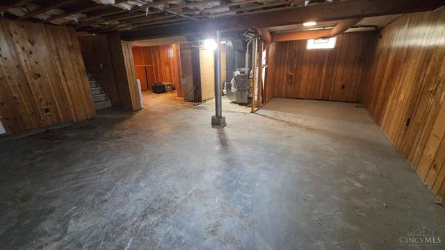2020 Carpenter Drive, North College Hill, OH 45239