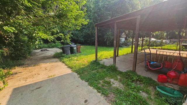 2020 Carpenter Drive, North College Hill, OH 45239