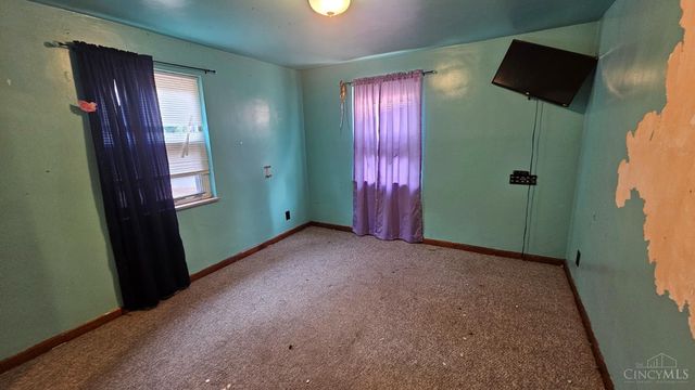 2020 Carpenter Drive, North College Hill, OH 45239