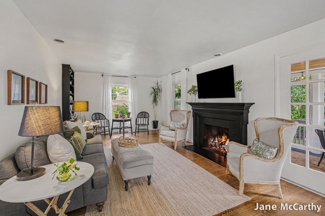 344 Baltimore Drive Ne, City Of Grand Rapids, MI 49503