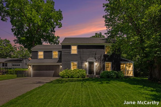 344 Baltimore Drive Ne, City Of Grand Rapids, MI 49503