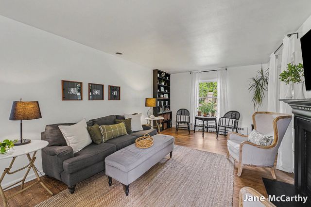 344 Baltimore Drive Ne, City Of Grand Rapids, MI 49503