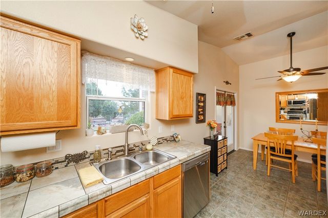 4752 Scotty Drive, Kingman, AZ 86409