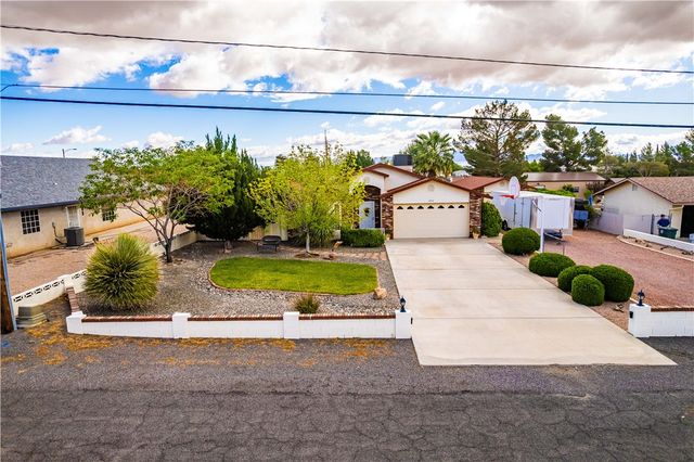 4752 Scotty Drive, Kingman, AZ 86409