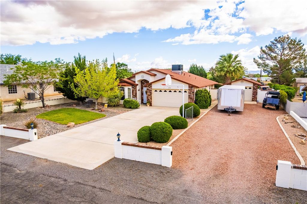 4752 Scotty Drive, Kingman, AZ 86409