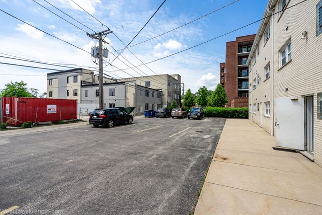 1353 Perry Street 5, Des Plaines, IL 60016