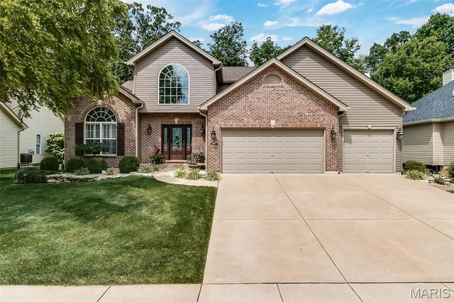 310 Highland Meadows Court, Wentzville, MO 63385