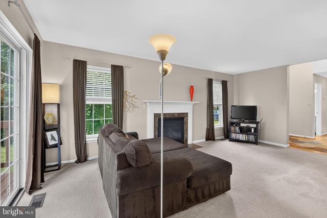321 HAMILTON DR, Harleysville, PA 19438