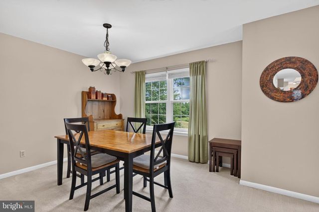 321 HAMILTON DR, Harleysville, PA 19438