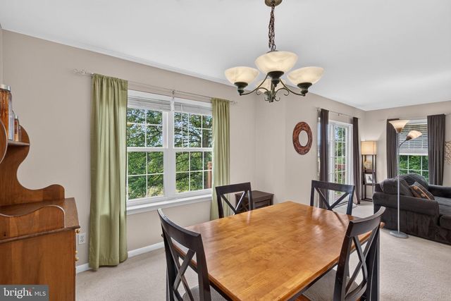 321 HAMILTON DR, Harleysville, PA 19438