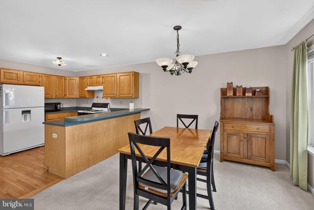 321 HAMILTON DR, Harleysville, PA 19438