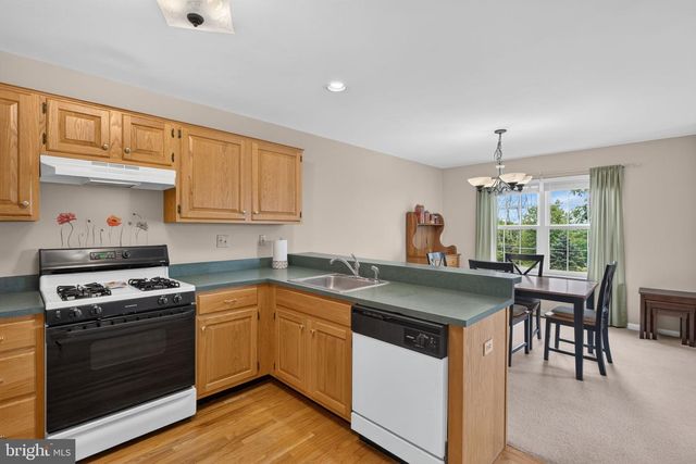321 HAMILTON DR, Harleysville, PA 19438