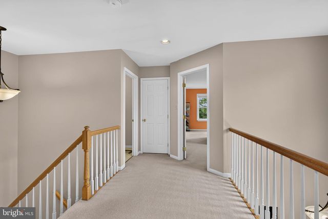 321 HAMILTON DR, Harleysville, PA 19438