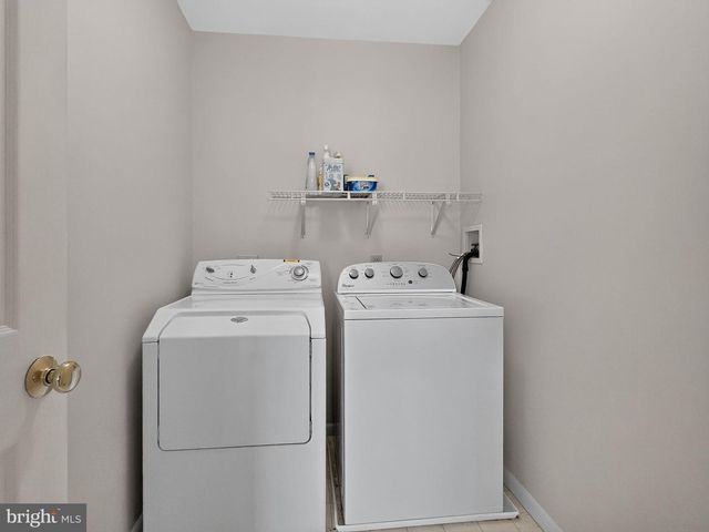 321 HAMILTON DR, Harleysville, PA 19438