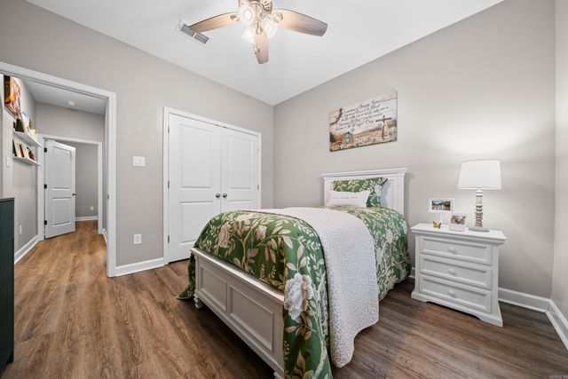 24 Gloria Drive, Hot Springs Village, AR 71909