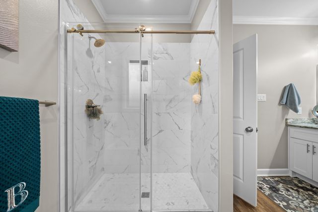 24 Gloria Drive, Hot Springs Village, AR 71909