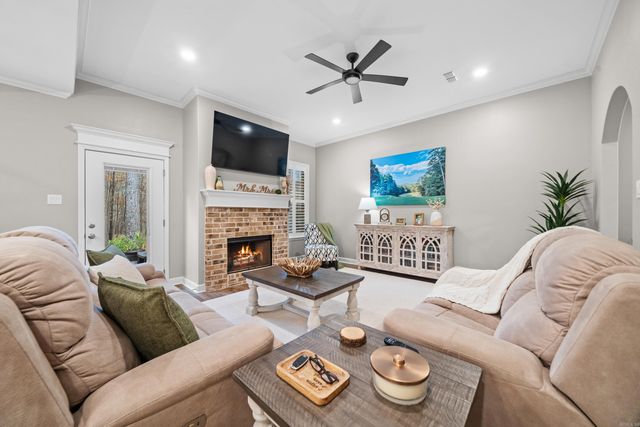 24 Gloria Drive, Hot Springs Village, AR 71909