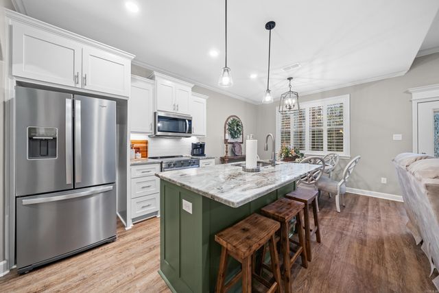 24 Gloria Drive, Hot Springs Village, AR 71909